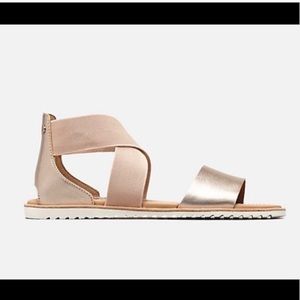 Warm gold Ella Sandal by Sorel, never worn!